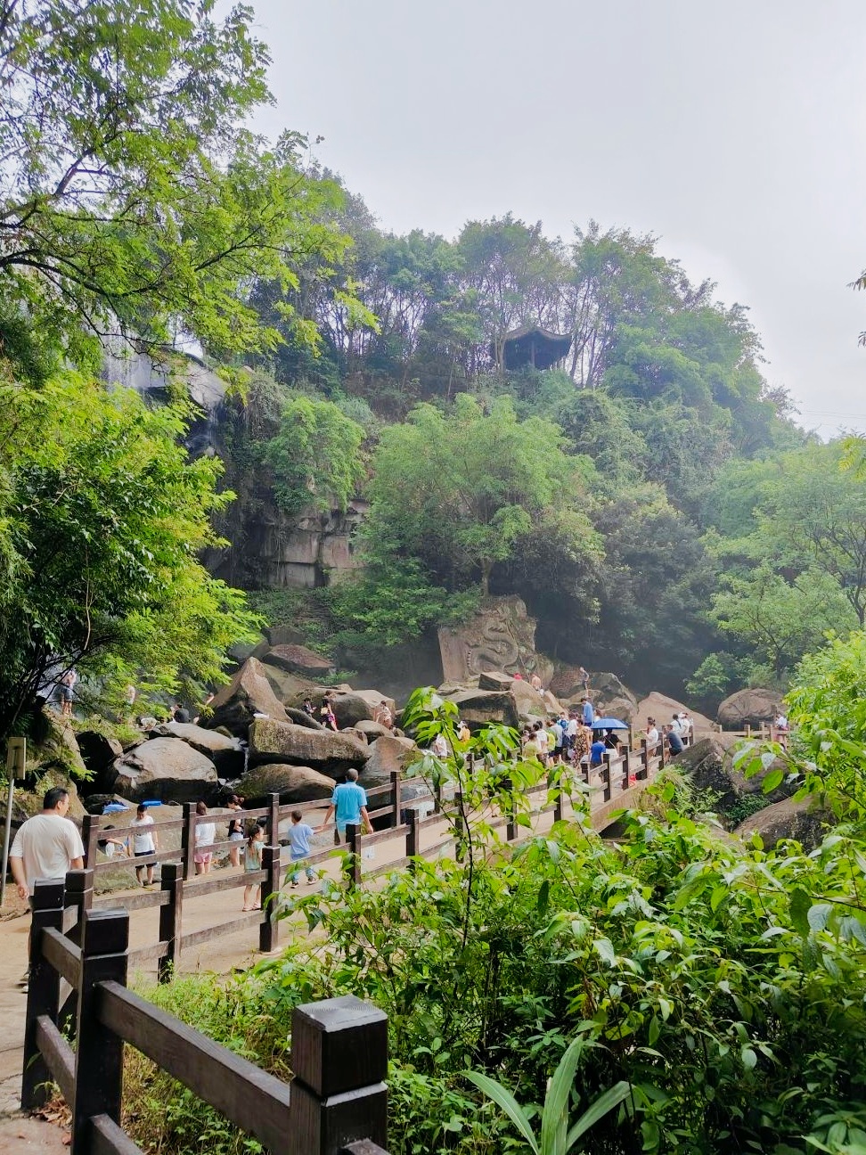 💦发现重庆主城的清凉秘境!巴国天潭瀑布打卡指南