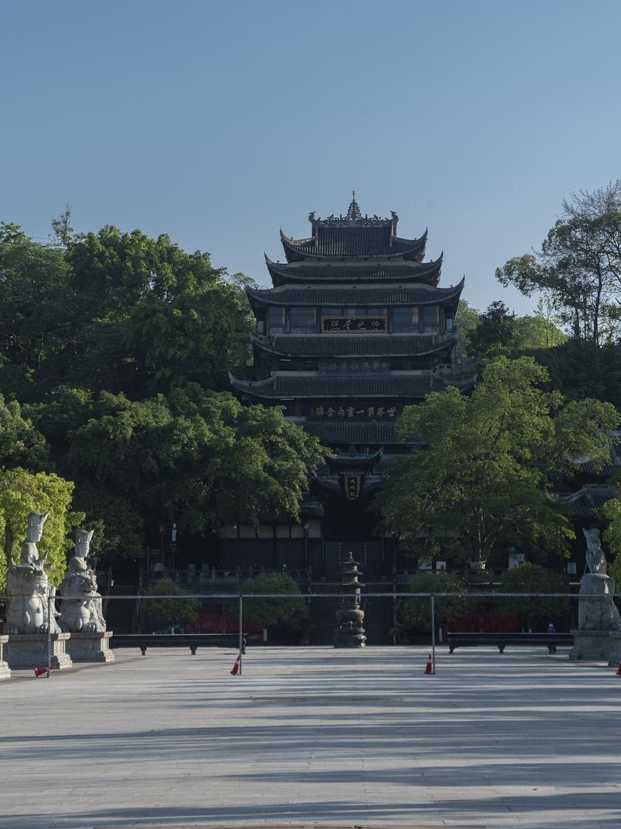 潼南大佛寺景区,一座充满神秘与传奇色彩的佛教圣地,等待着你的探索