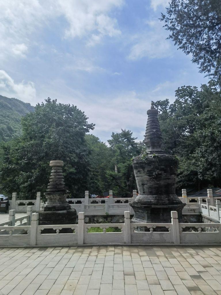 北京潭柘寺景区图片