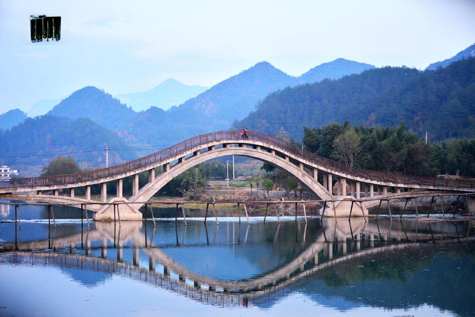 景区名称 龙川景区 千年历史的古村落