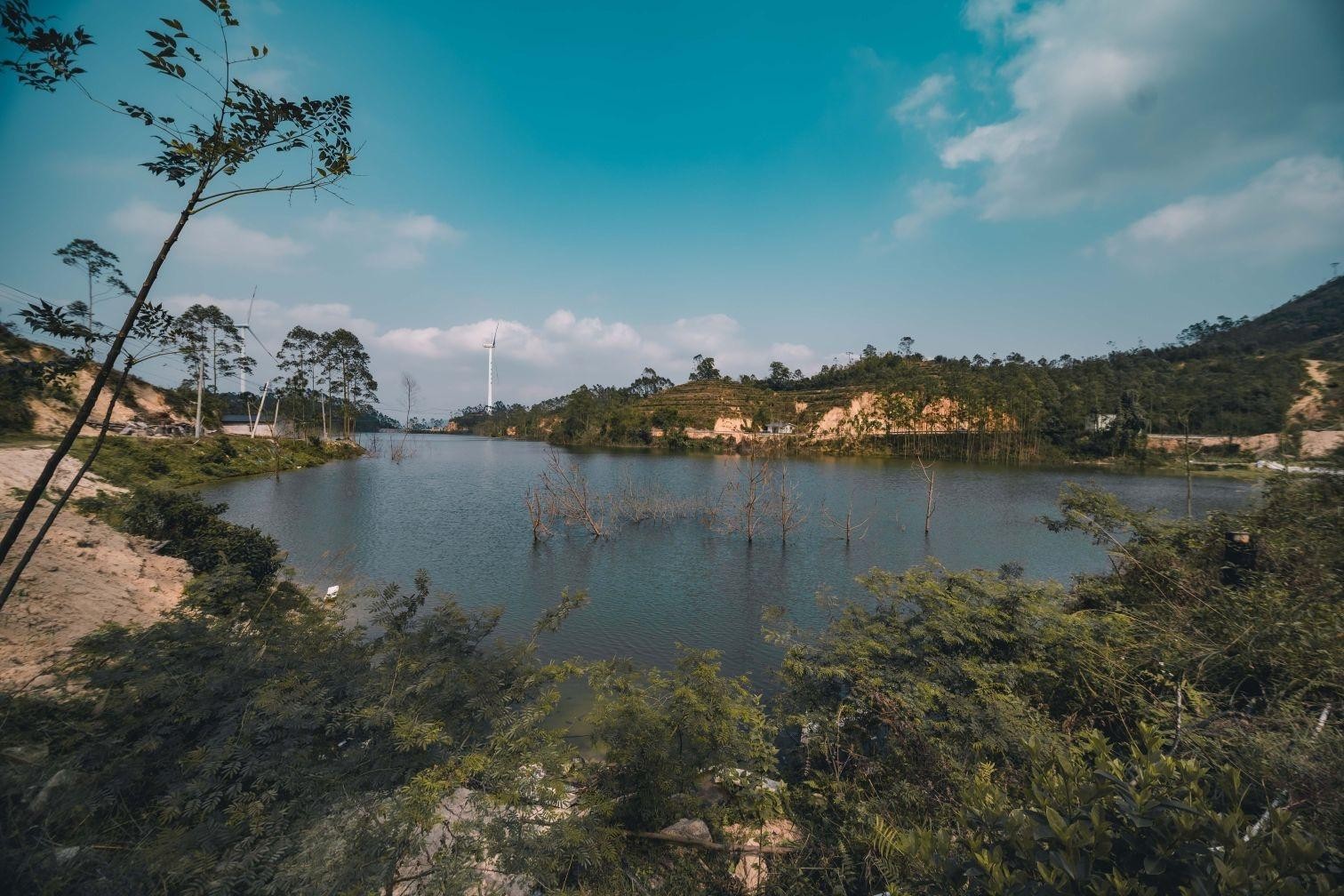 廉江谢鞋山旅游风景区图片