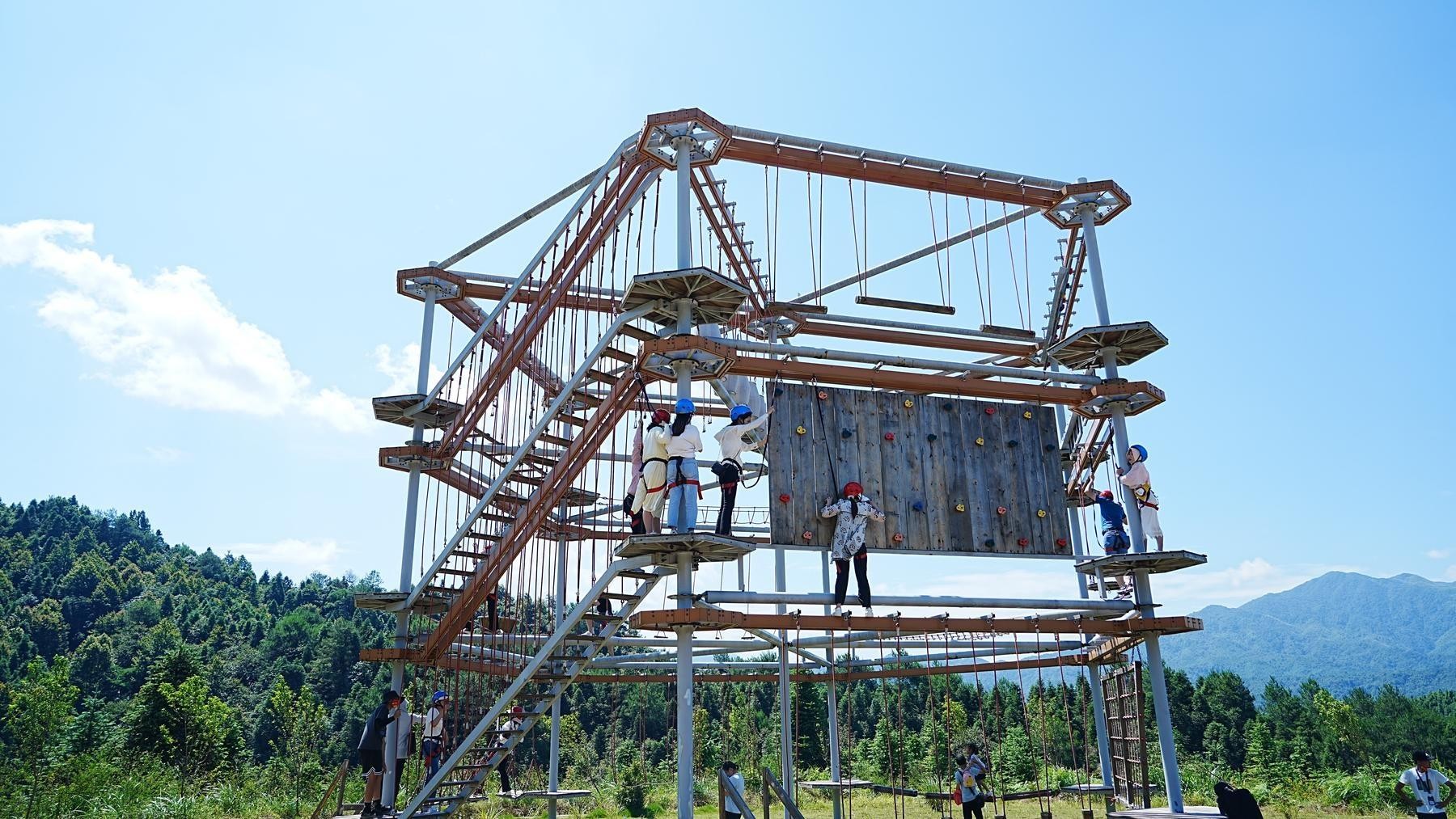 野狼谷户外拓展基地图片