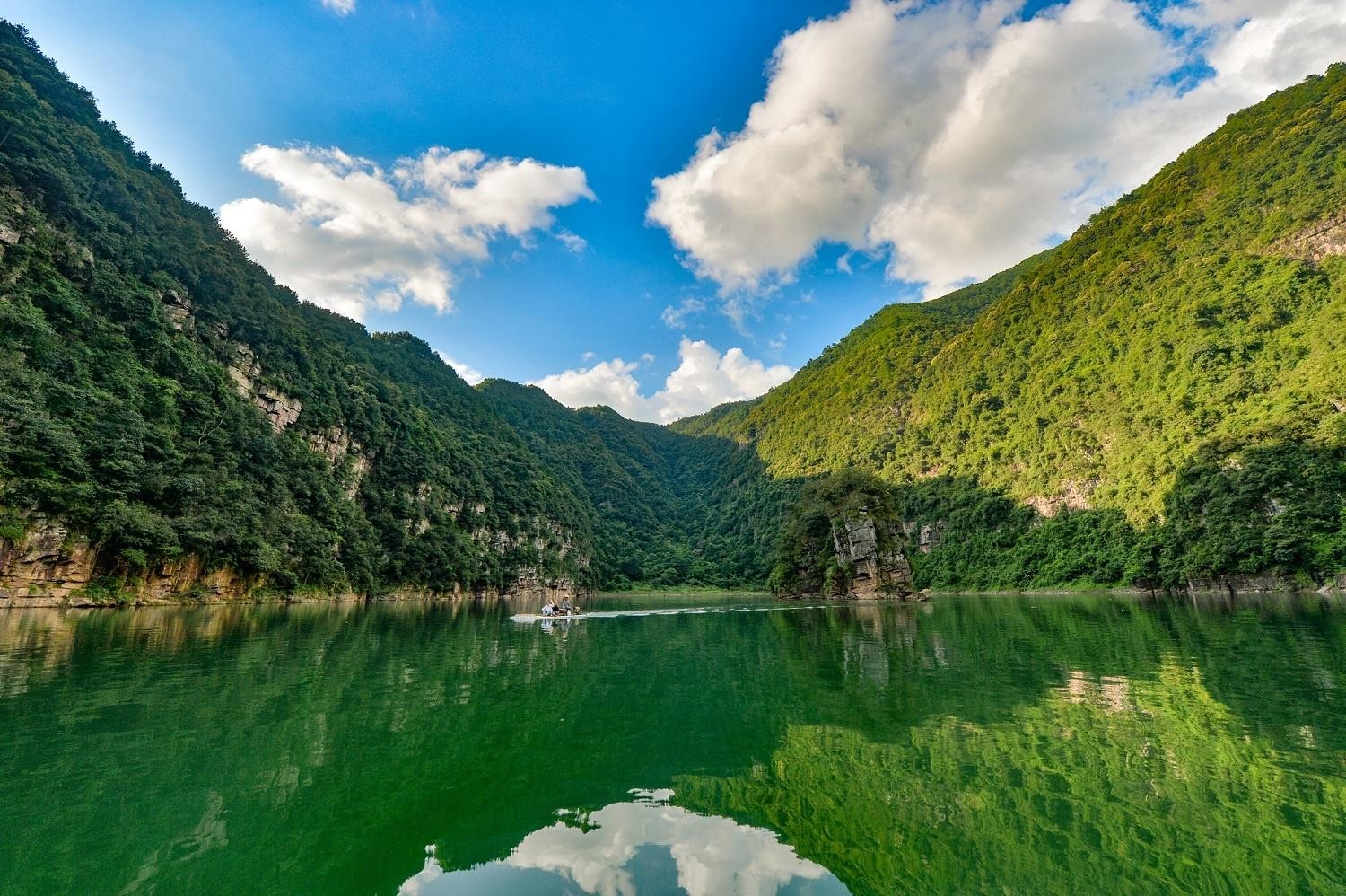 来宾市旅游景点排名图片