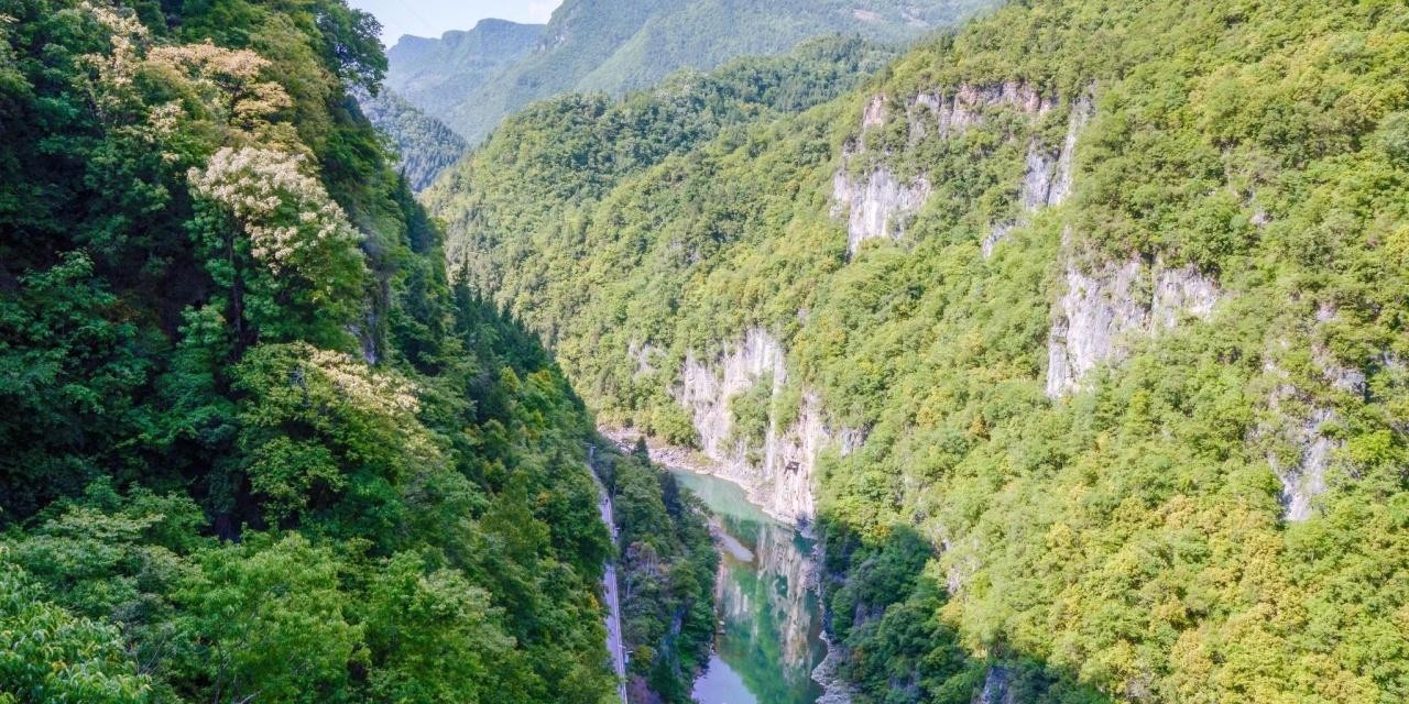 巴中南龛风景区简介图片