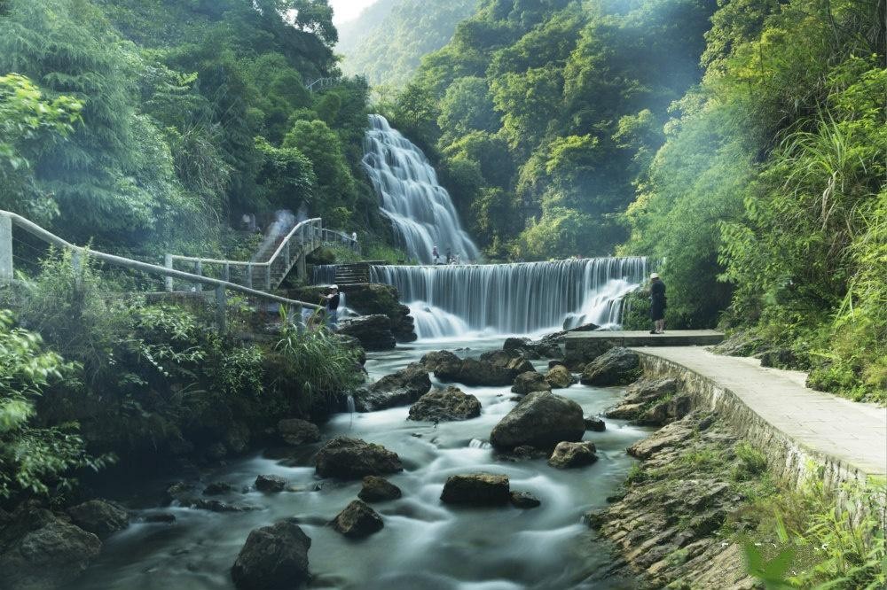 盘点广安市值得去的五个4a级景区～ 1华蓥山旅游区 以独特的山峰景观