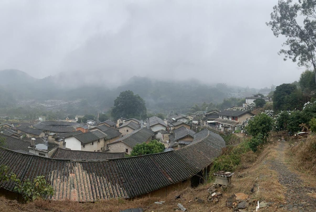 名称:云霄县上洋村新寨土楼 地址:福建省漳州市云霄县马铺乡上洋葱侣