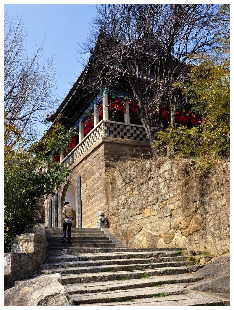 青岛崂山华严寺简介图片