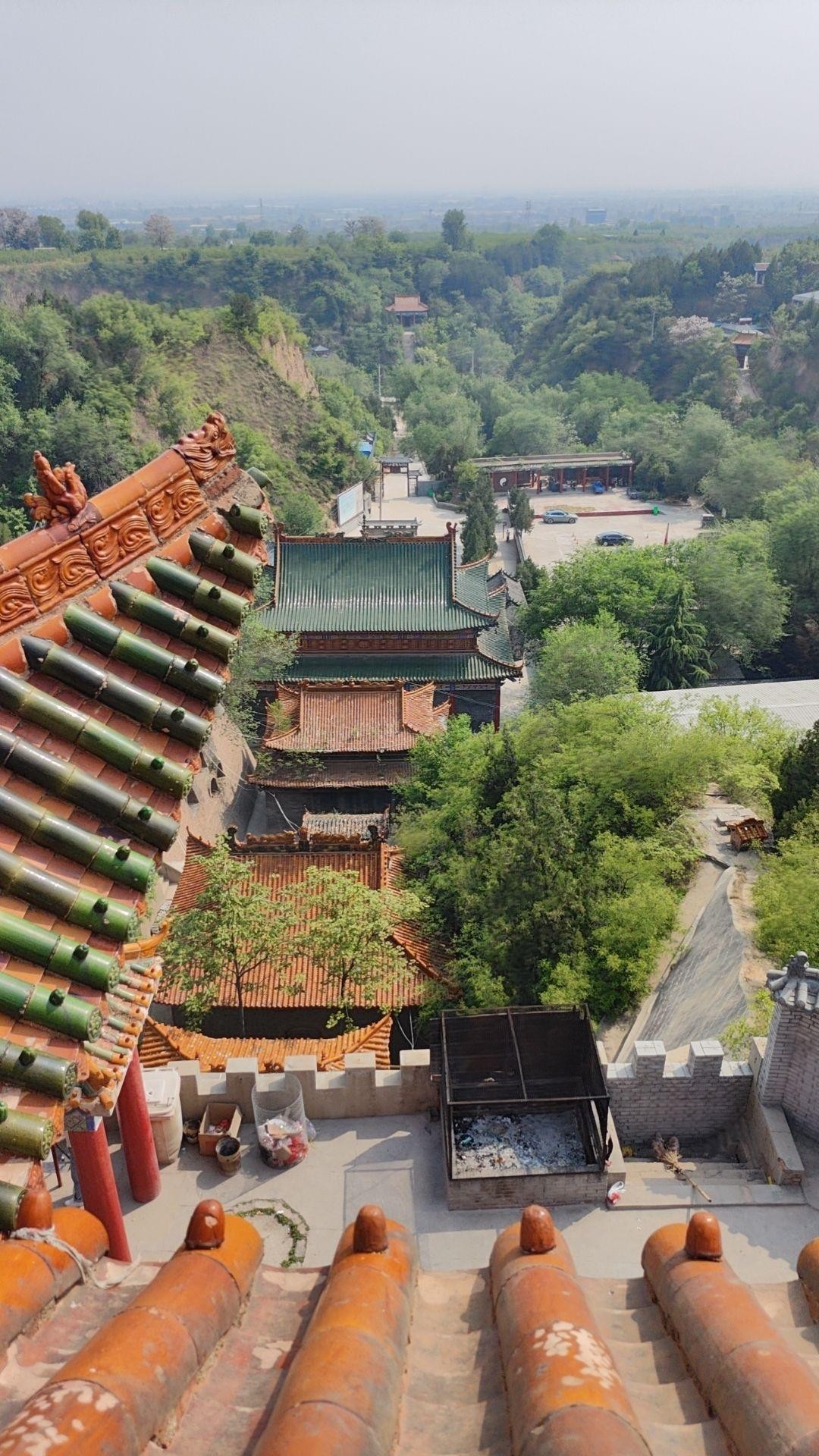 登封黄龙洞山图片