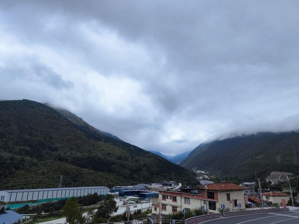 万年雪山观景台图片