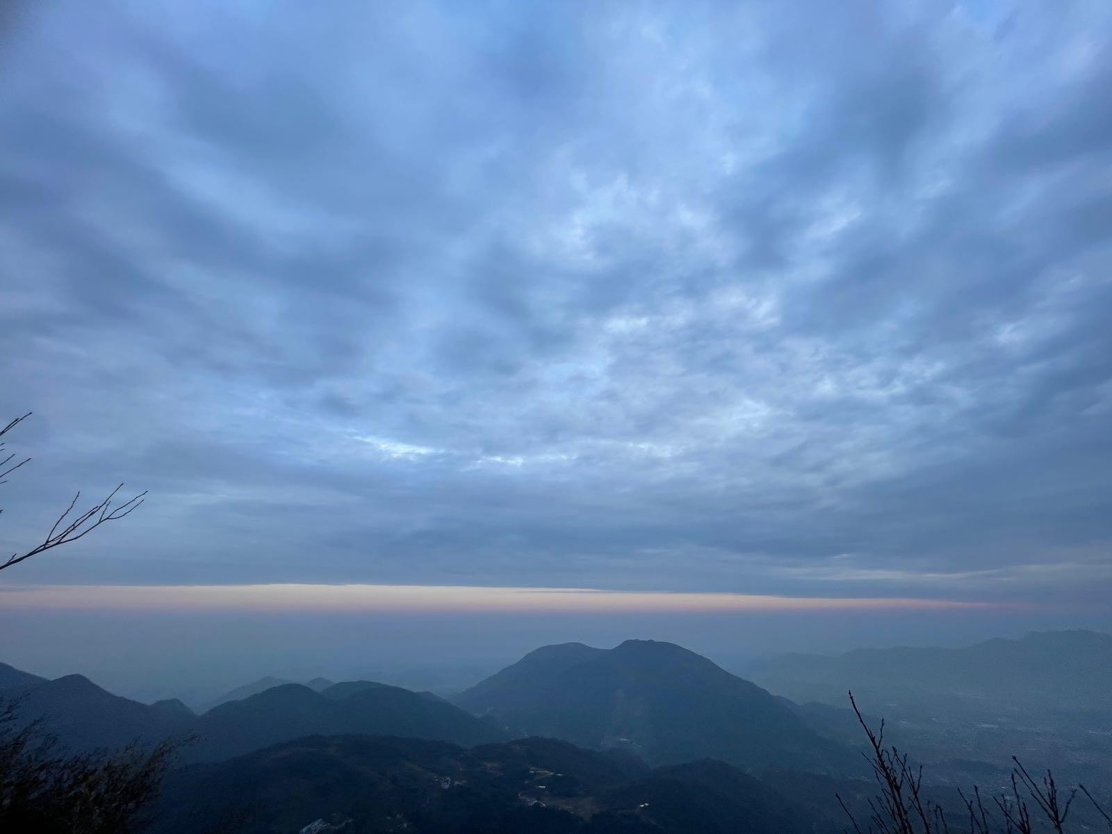 黄石龙角山图片