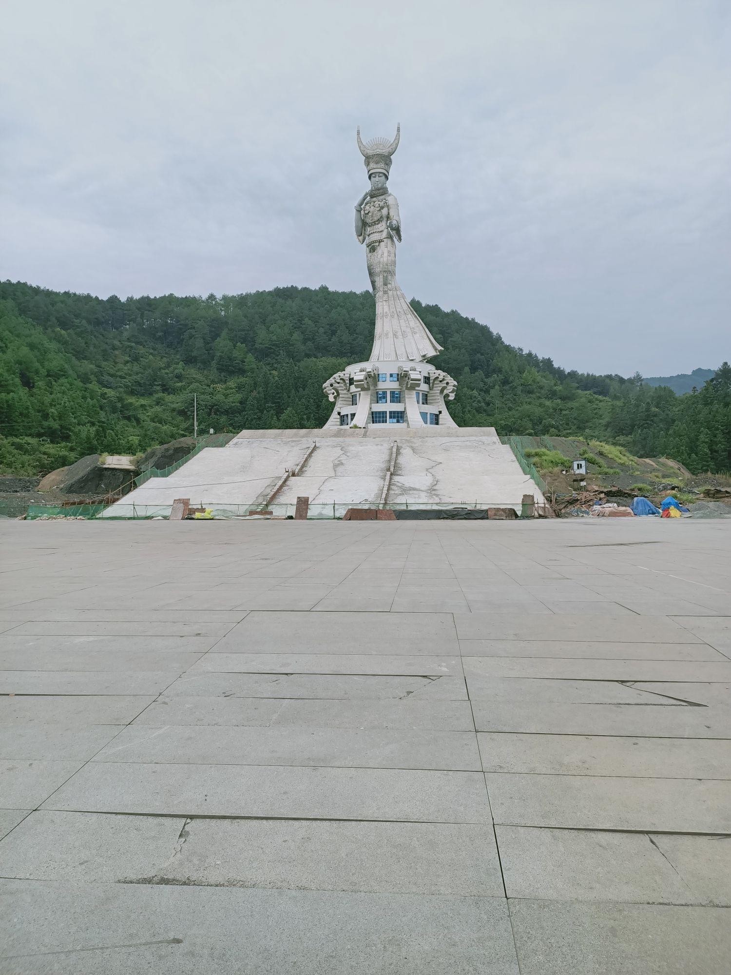 剑河县仰阿莎女神图片