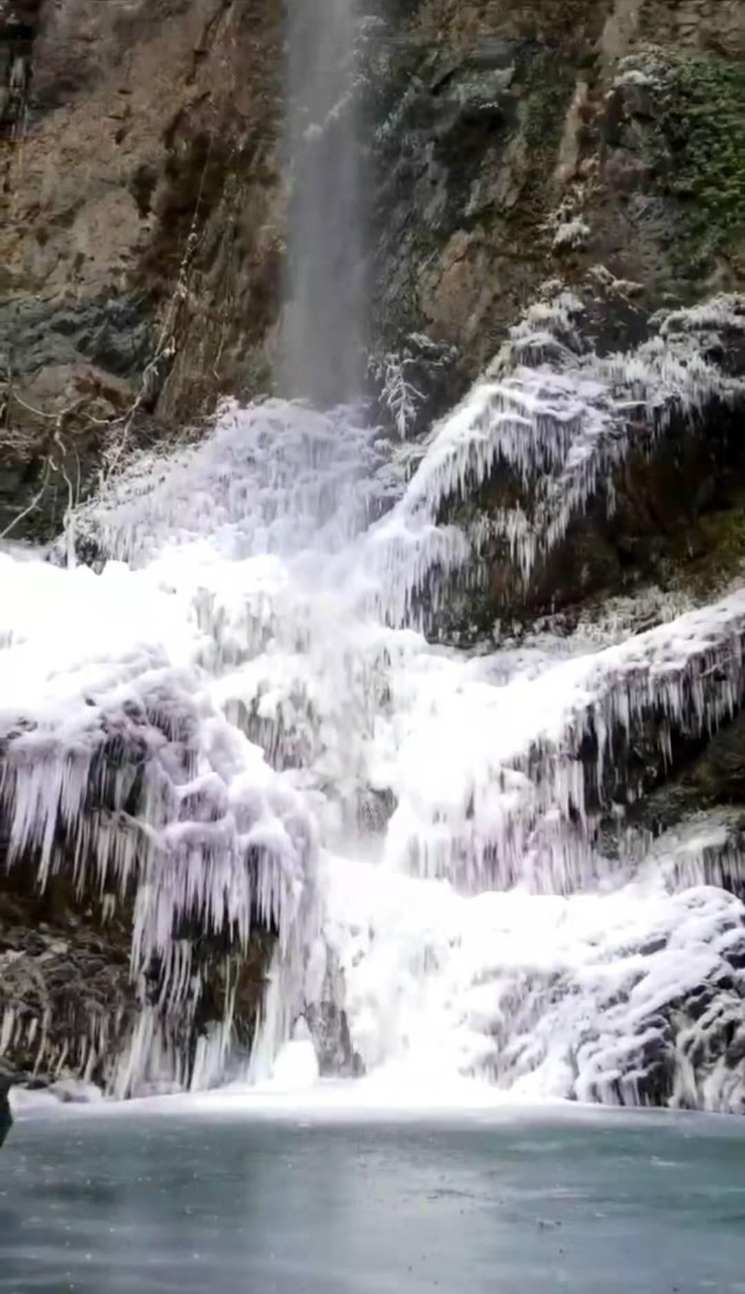 娄底飞水大峡谷图片