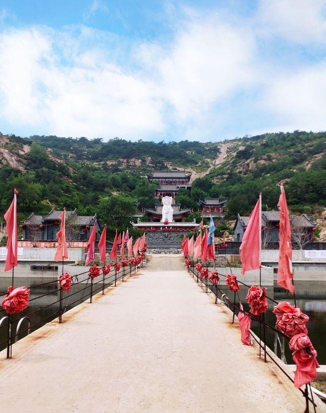 辽阳龙峰山风景区电话图片