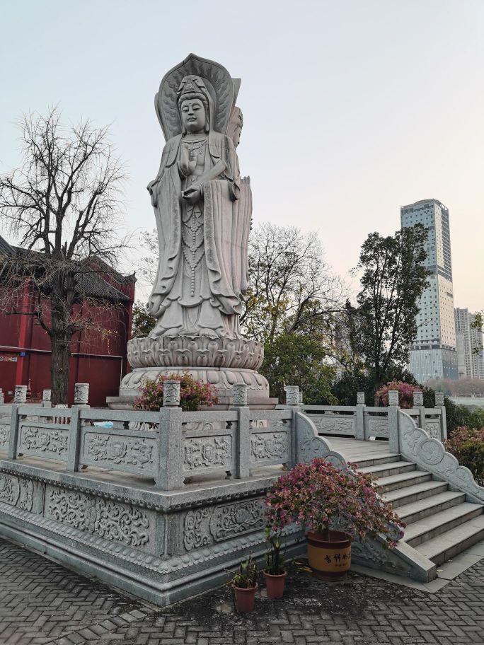 来衡阳游玩,顺便打卡历史悠久的方广寺和美丽的东洲岛～～～悠闲自在