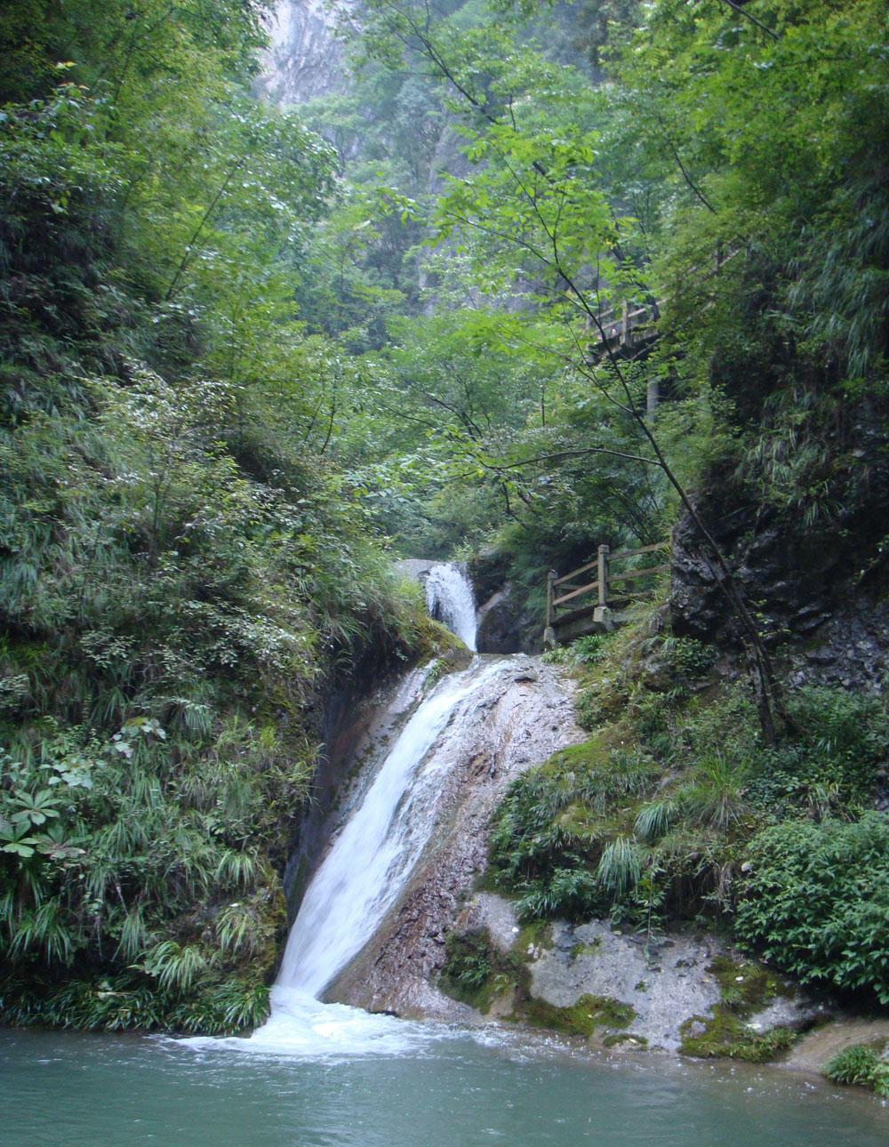 商洛月亮湾风景区介绍图片