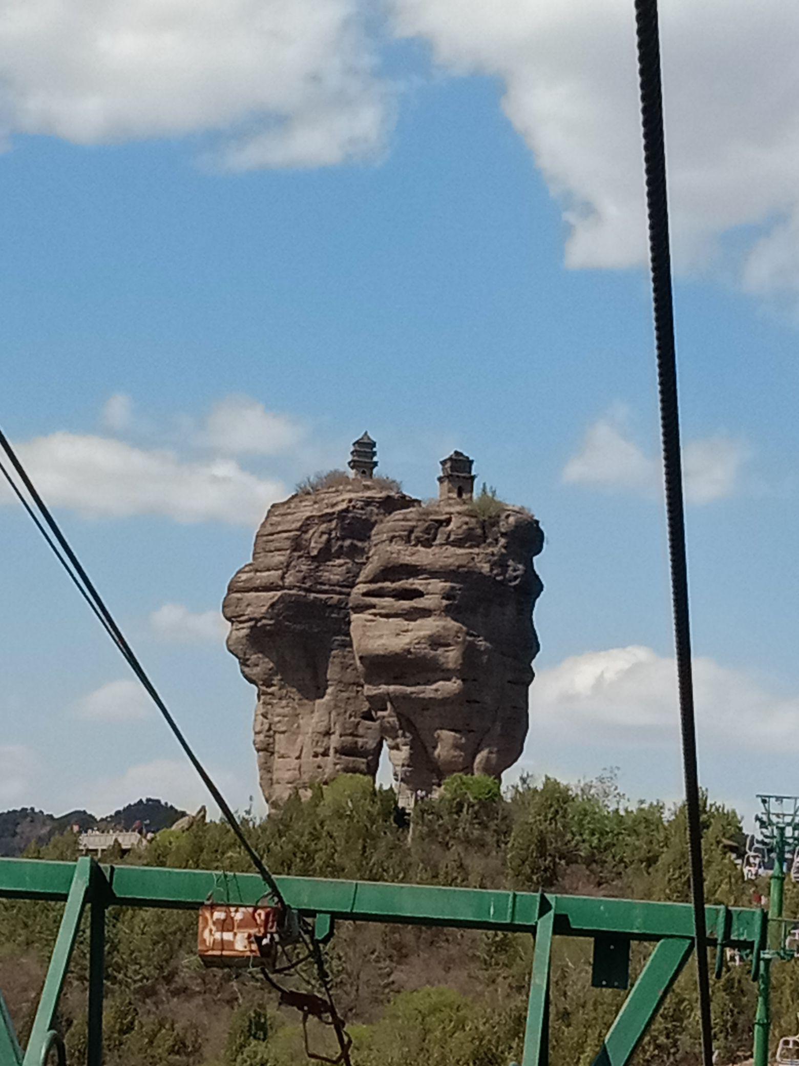 双塔山风景区介绍图片