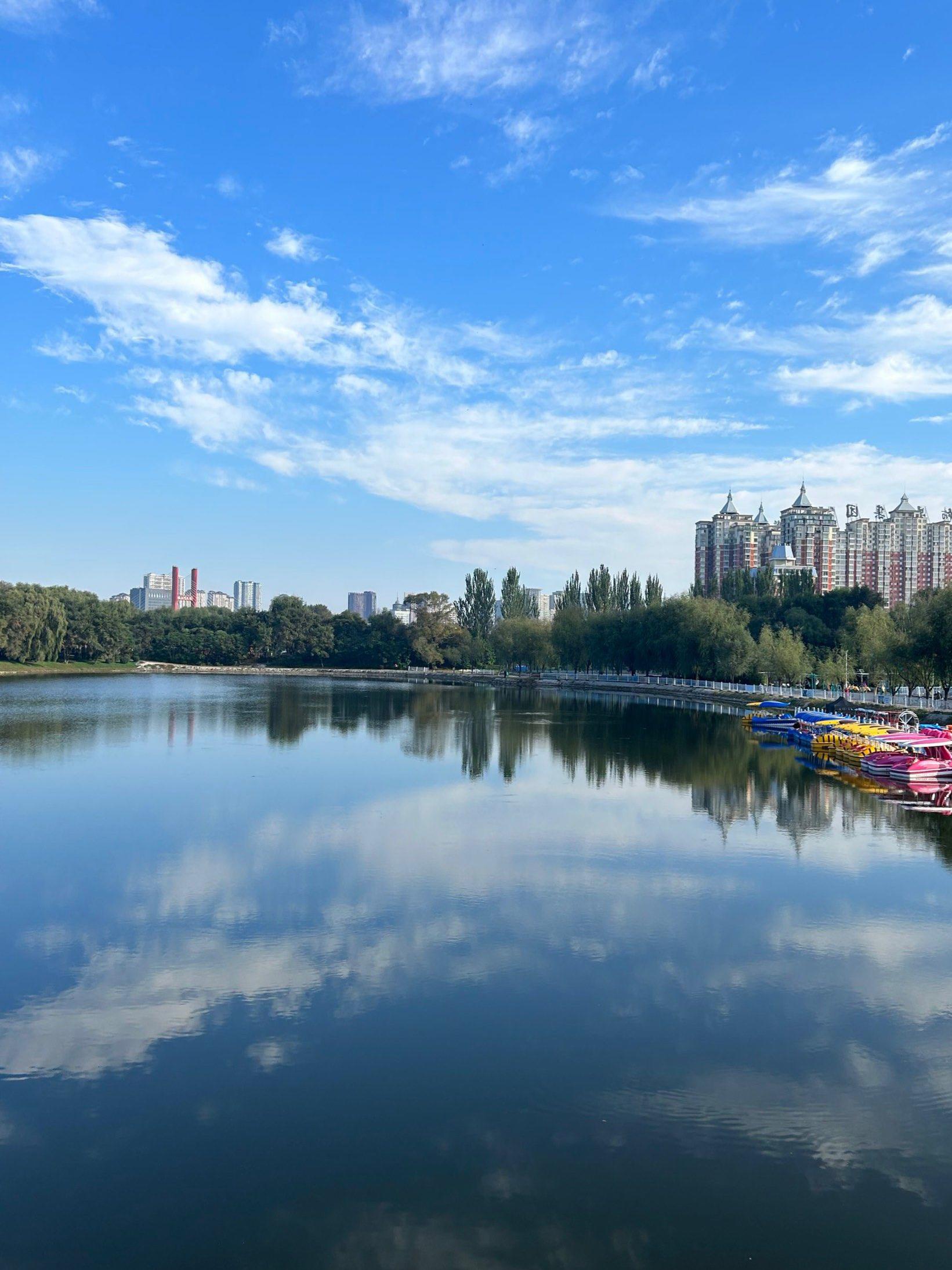 旅游景点一日游图片