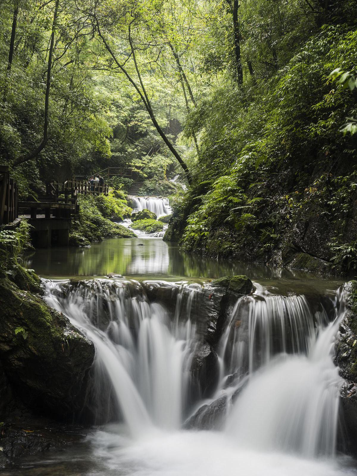 黑山谷简介图片