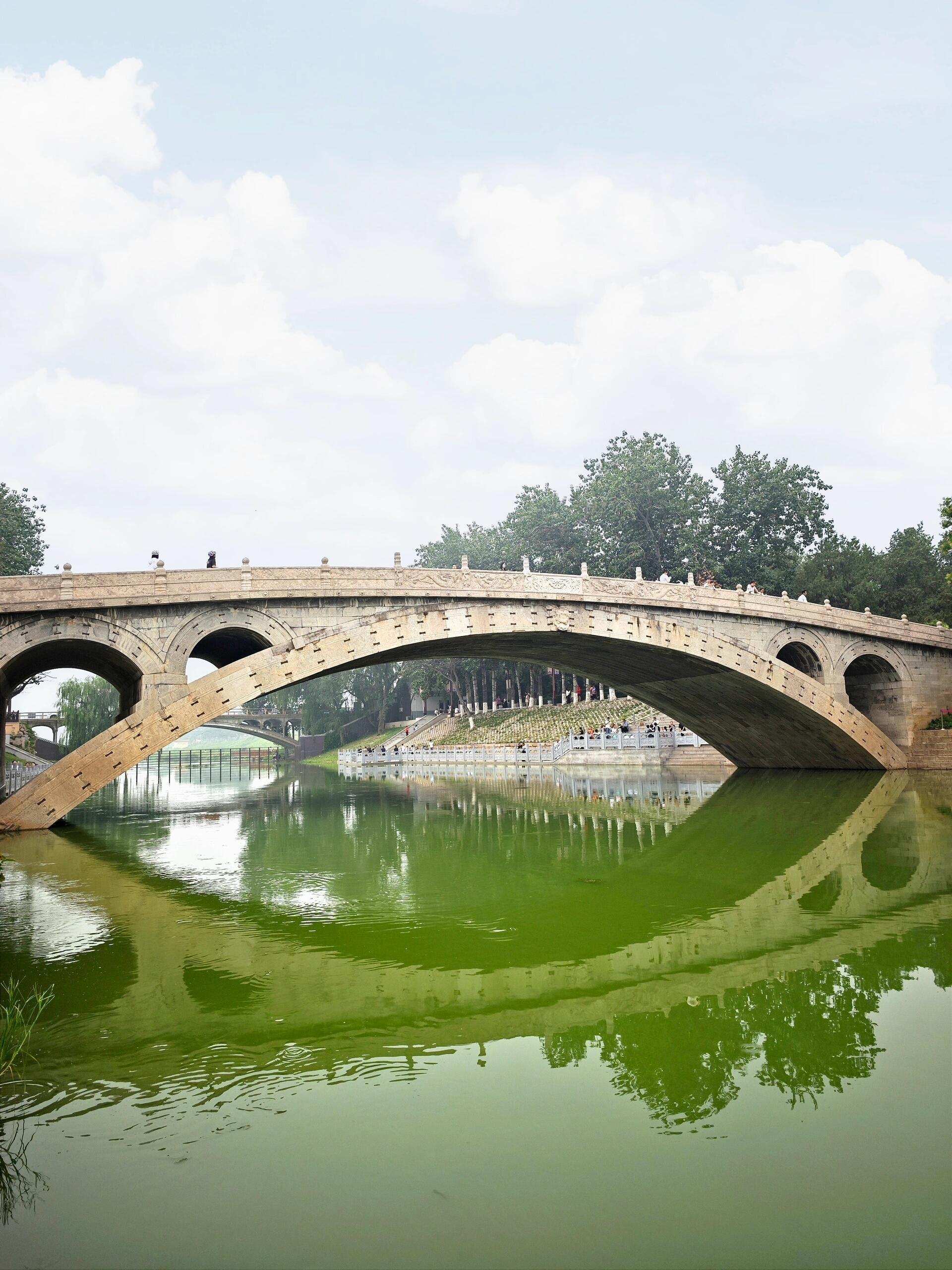 带老人轻松go 大概早上到达石家庄,先去赵州桥景区游玩