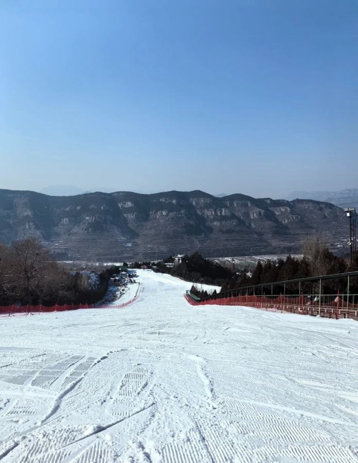 重庆茅草坝滑雪场图片