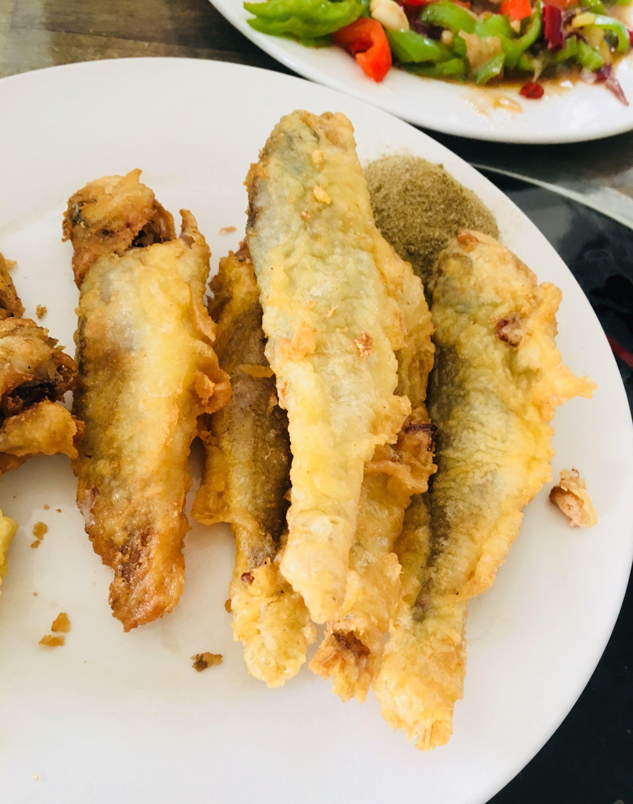 鱼锅饼子一大锅上来