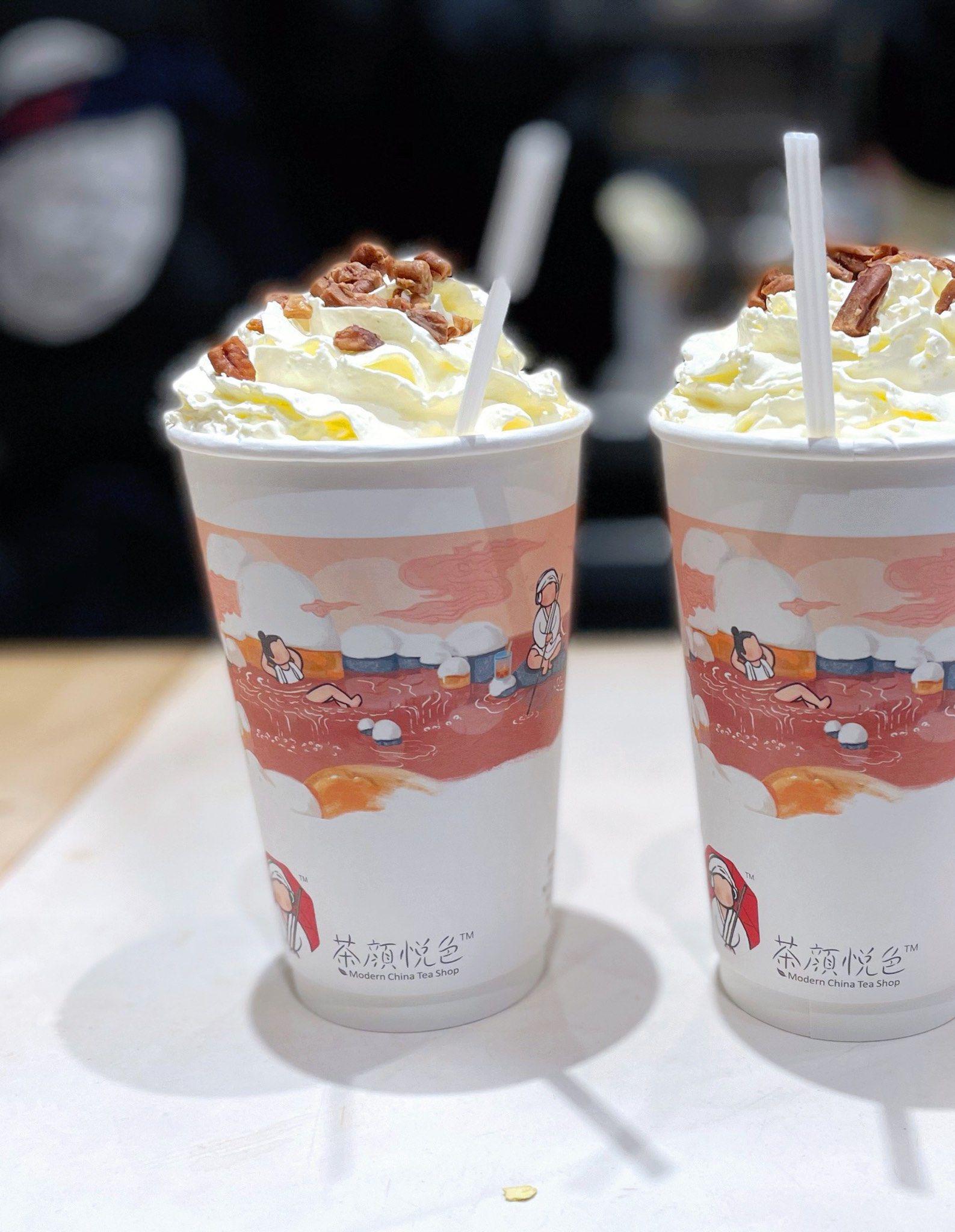 茶颜悦色的装修风格简约大气,整体氛围很舒适,感觉放松